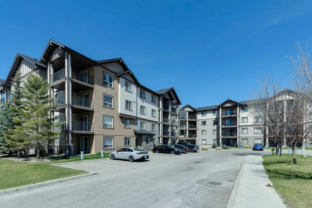 60 Panatella Street NW Calgary AB T3K 0M1
