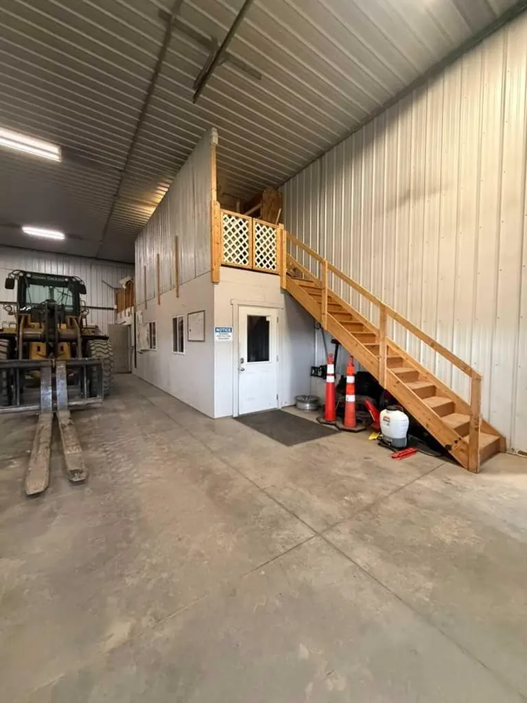 191057 Rr150 Rural Newell County Of AB T1R 1B4