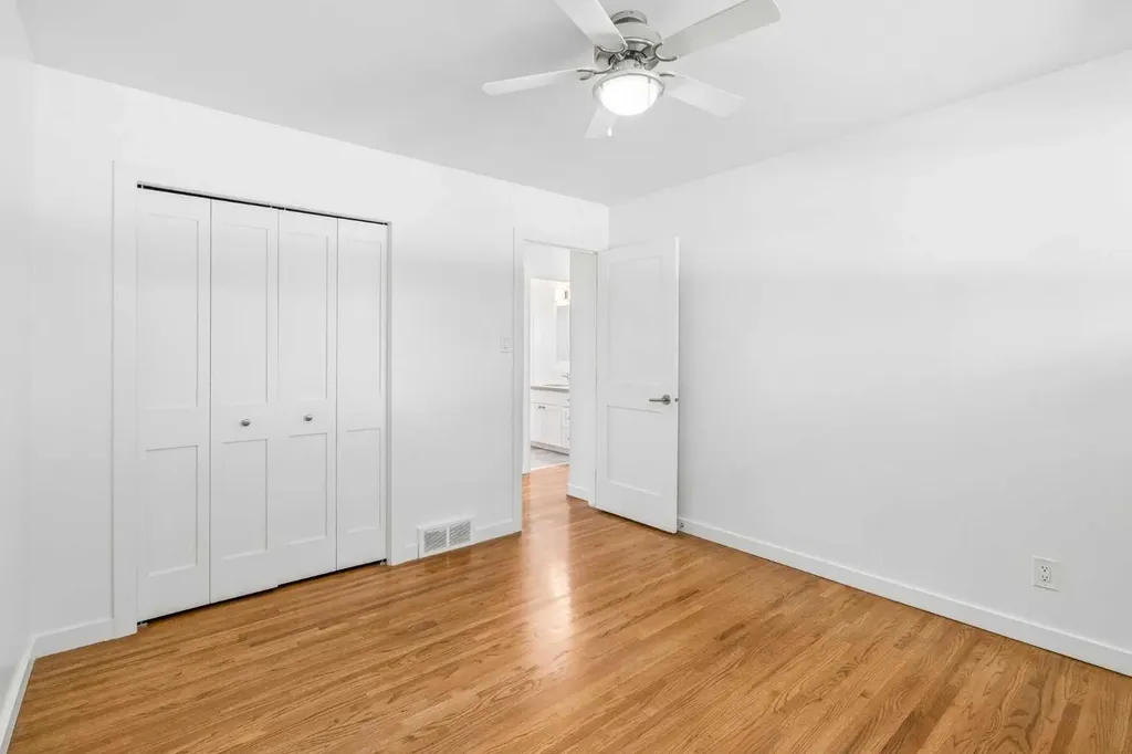 7224 Farrell Road SE Calgary AB T2H 0T6