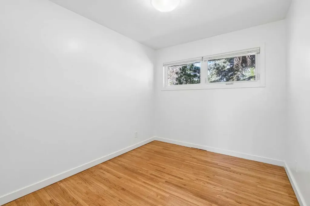 7224 Farrell Road SE Calgary AB T2H 0T6
