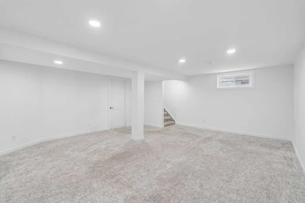 7224 Farrell Road SE Calgary AB T2H 0T6