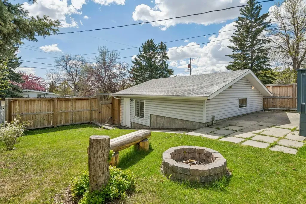 7224 Farrell Road SE Calgary AB T2H 0T6
