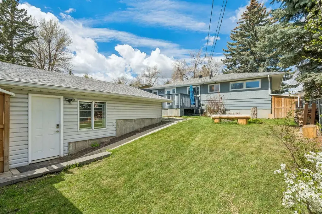 7224 Farrell Road SE Calgary AB T2H 0T6