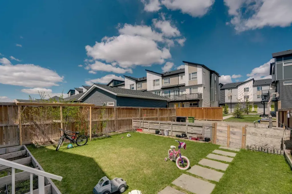 552 Redstone Drive NE Calgary AB T3N 0R3