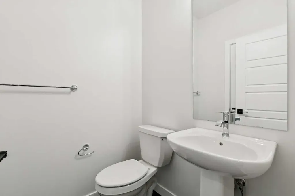 210 Sora Way SE Calgary AB T3S0V5
