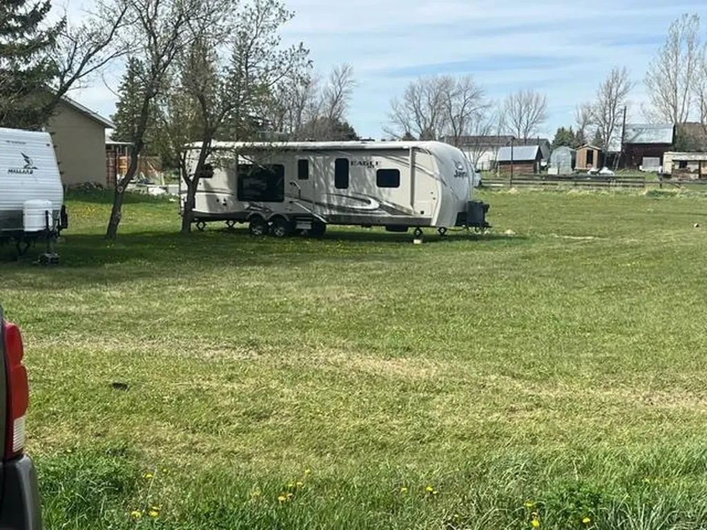 593 3 Avenue E Cardston AB T0K 0K0