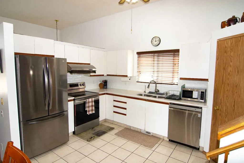 3850 Catalina Boulevard NE Calgary AB t1y 6y4