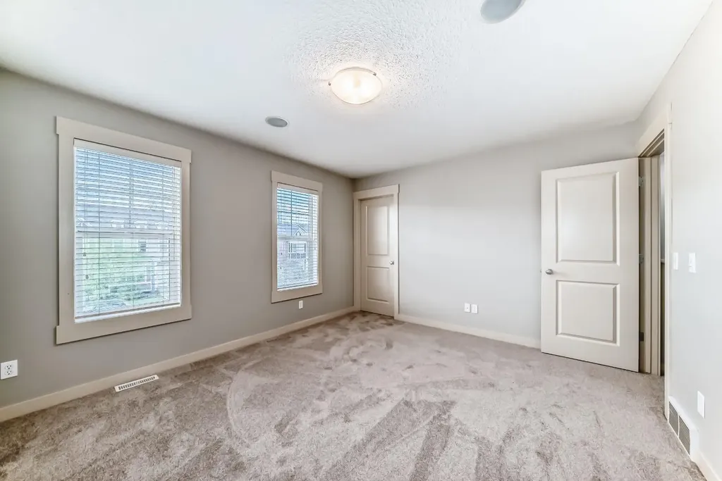 237 Rainbow Falls Drive Chestermere AB T1X0B1