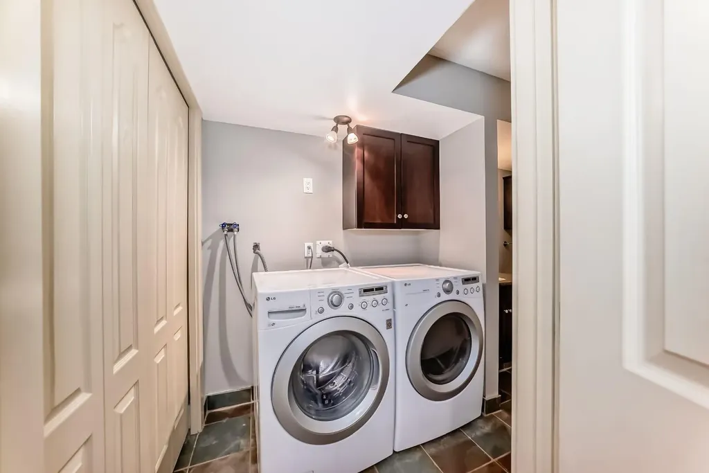 237 Rainbow Falls Drive Chestermere AB T1X0B1