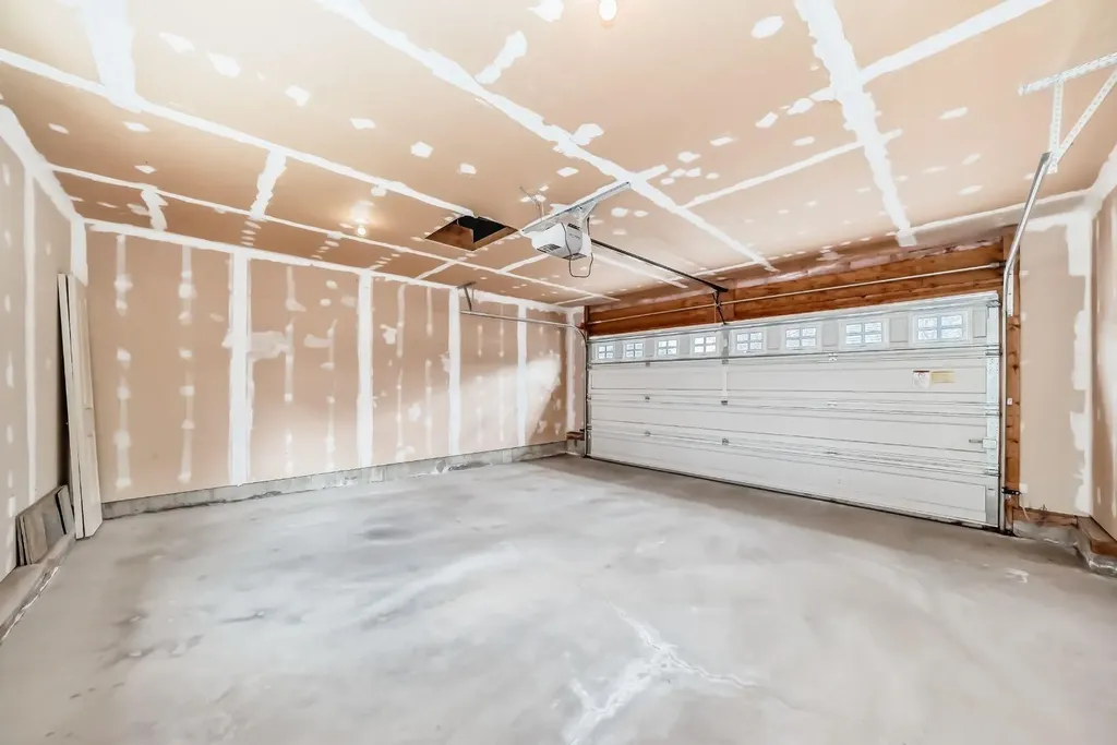 237 Rainbow Falls Drive Chestermere AB T1X0B1