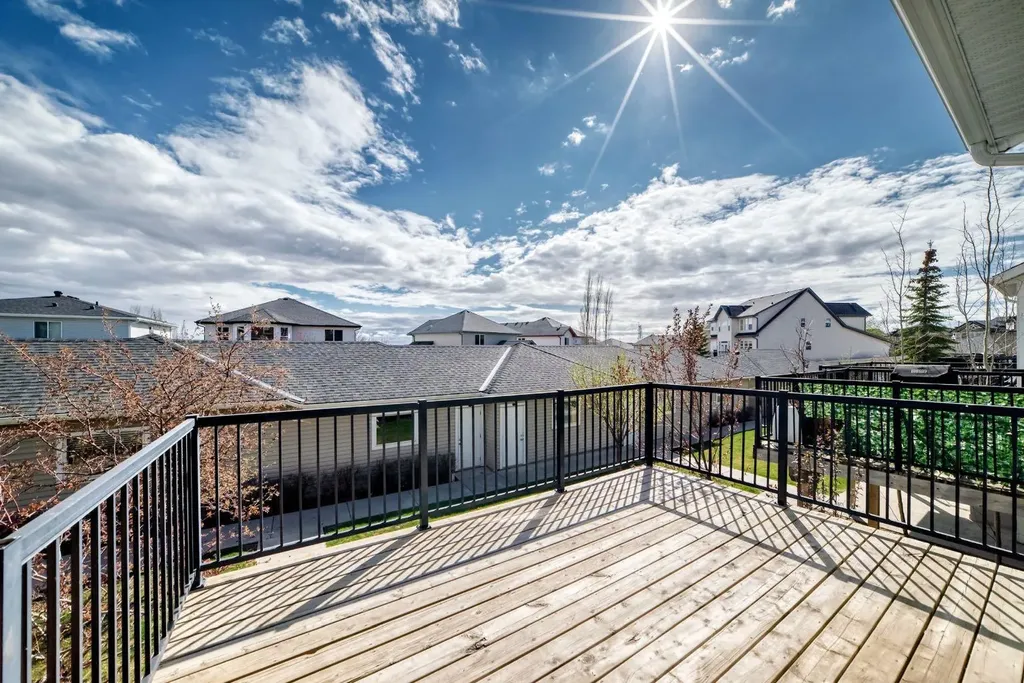 237 Rainbow Falls Drive Chestermere AB T1X0B1