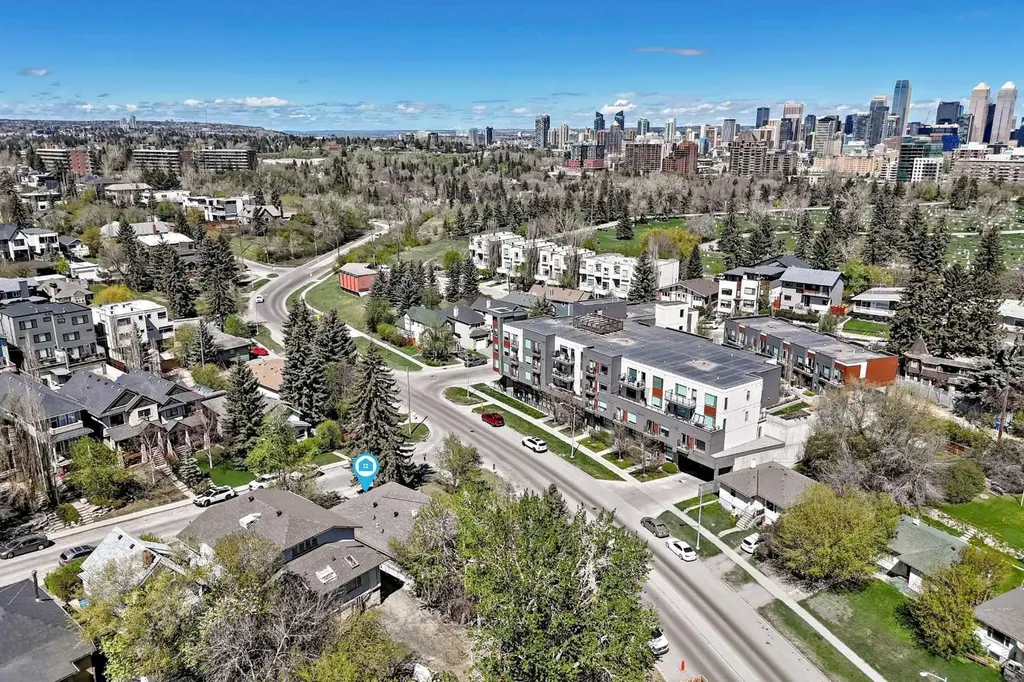 3604 Parkhill Street SW Calgary AB T2S 2Z6