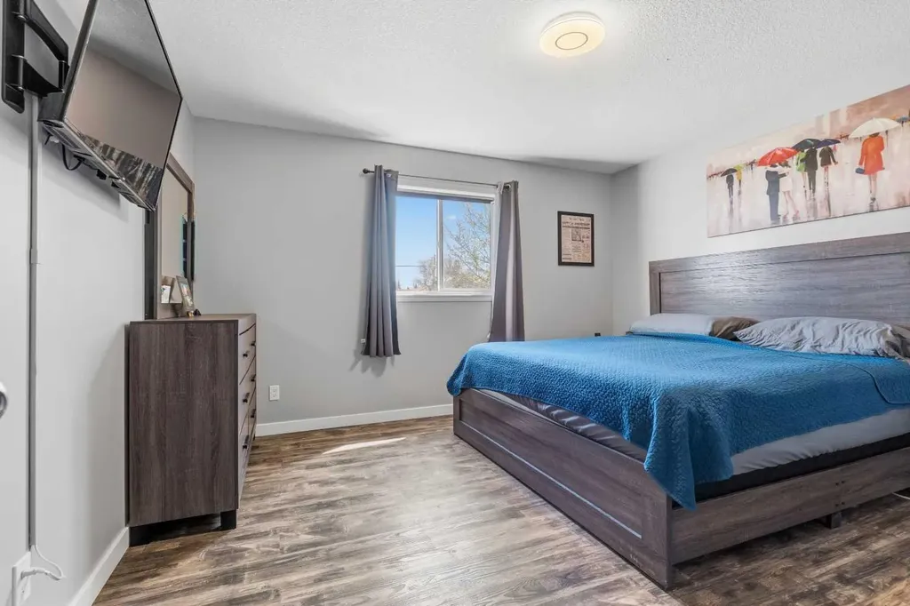 4730 52 Street Mayerthorpe AB T0E 1N0