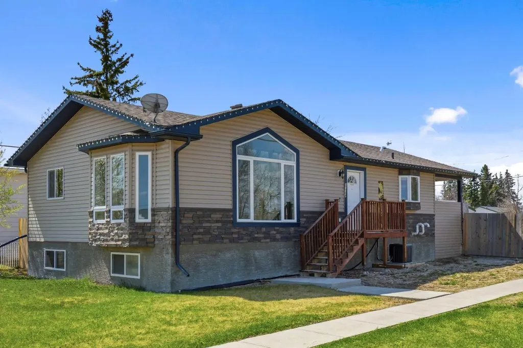 4730 52 Street Mayerthorpe AB T0E 1N0