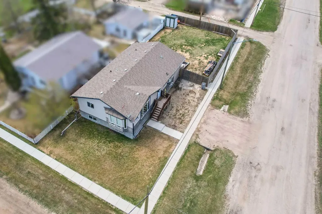 4730 52 Street Mayerthorpe AB T0E 1N0