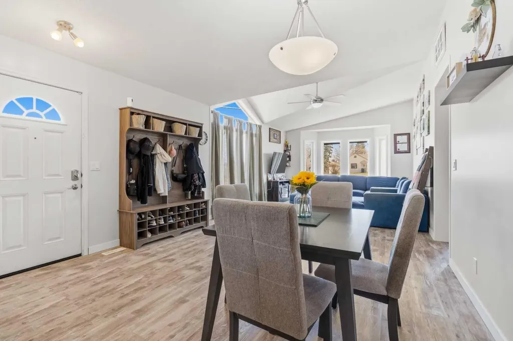 4730 52 Street Mayerthorpe AB T0E 1N0