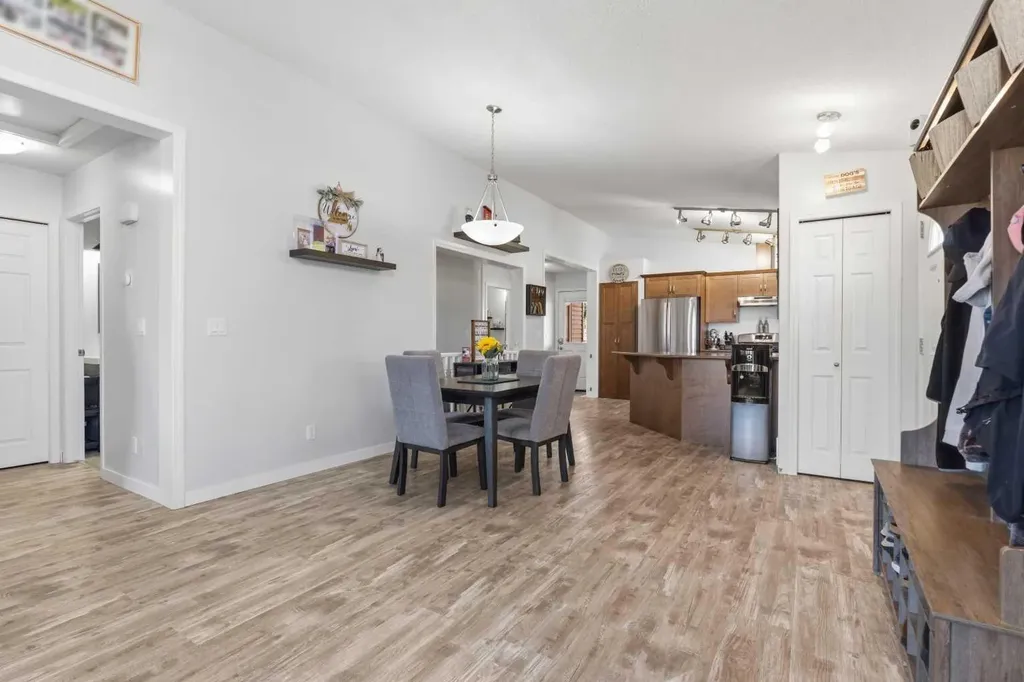 4730 52 Street Mayerthorpe AB T0E 1N0