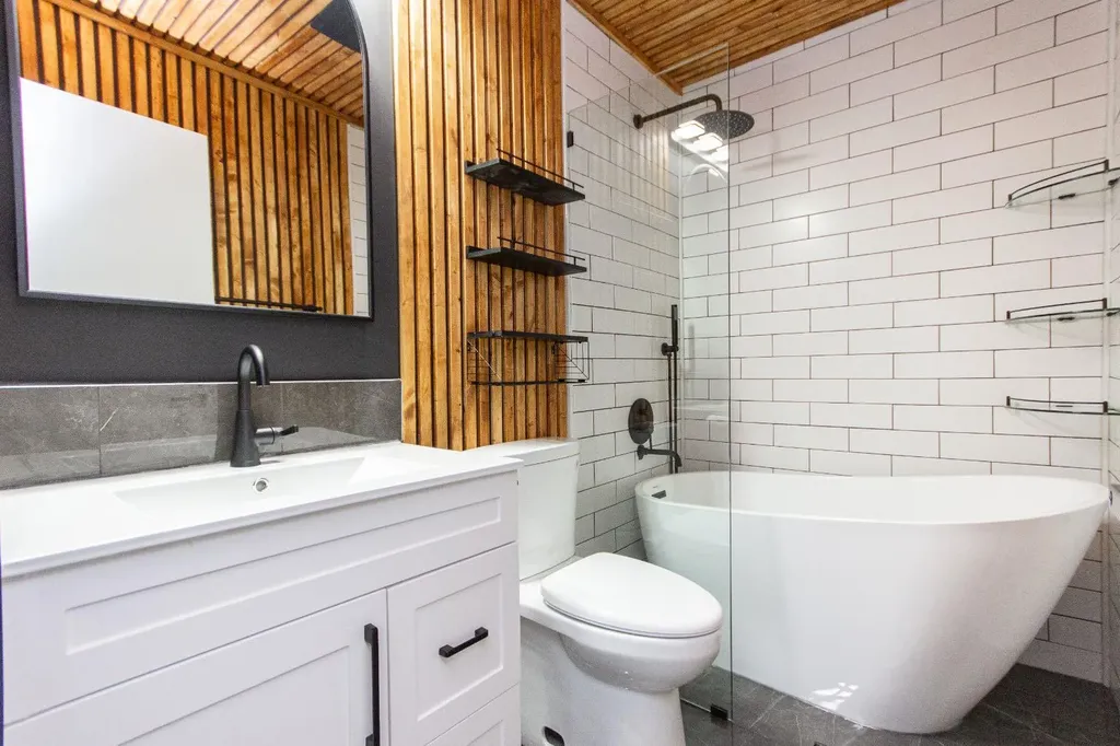 16 Johnson Close Penhold AB T0M 0R1