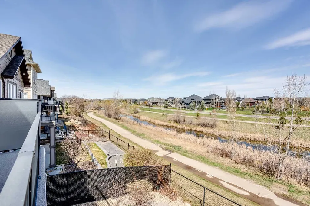 49 Cimarron Springs Circle Okotoks AB T1S0M2