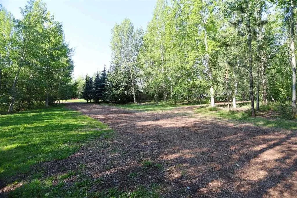 27 Silver Springs Drive NW Calgary AB T3B 4N3