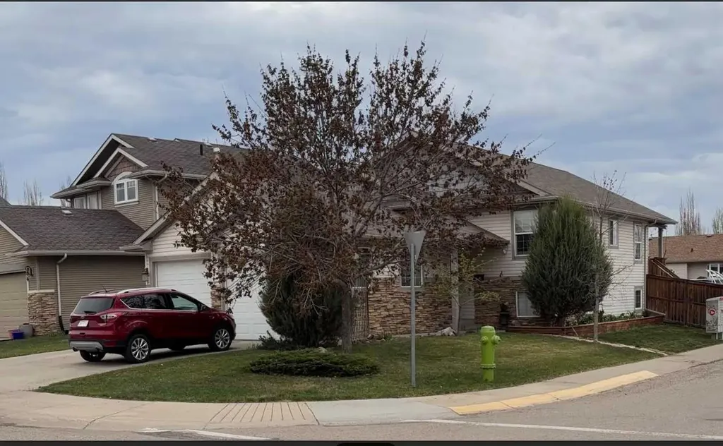 194 Webster Drive Red Deer AB T4N 7G9