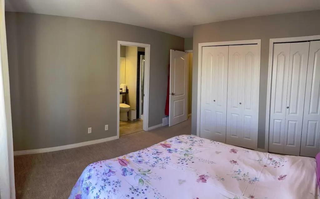 194 Webster Drive Red Deer AB T4N 7G9