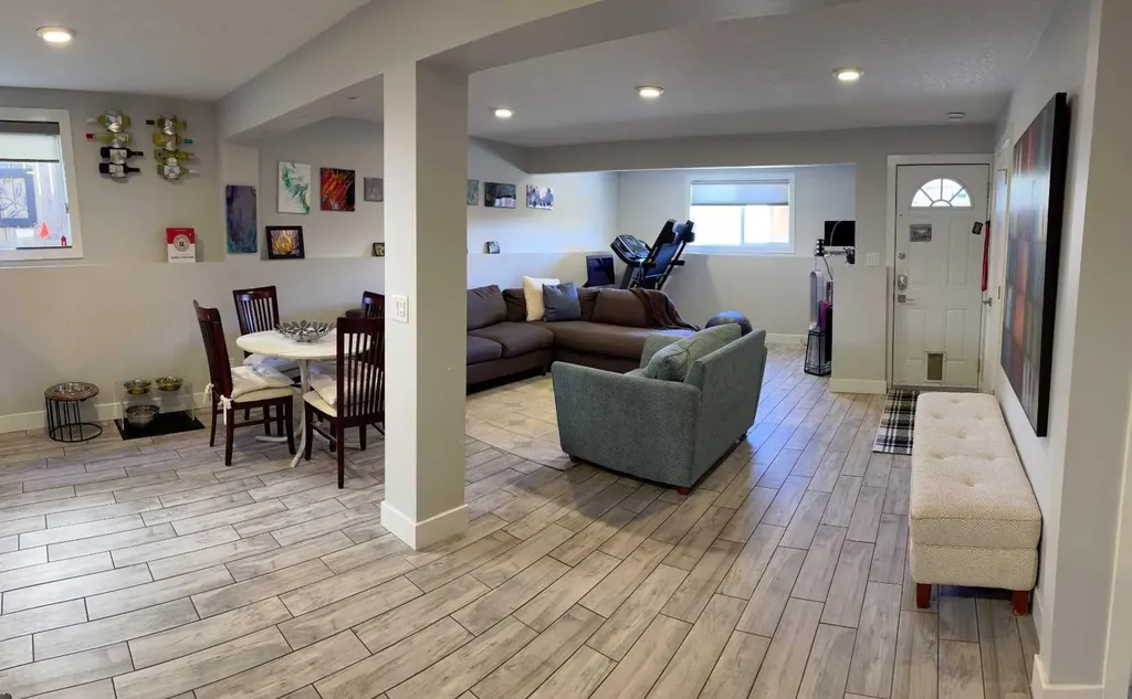 194 Webster Drive Red Deer AB T4N 7G9
