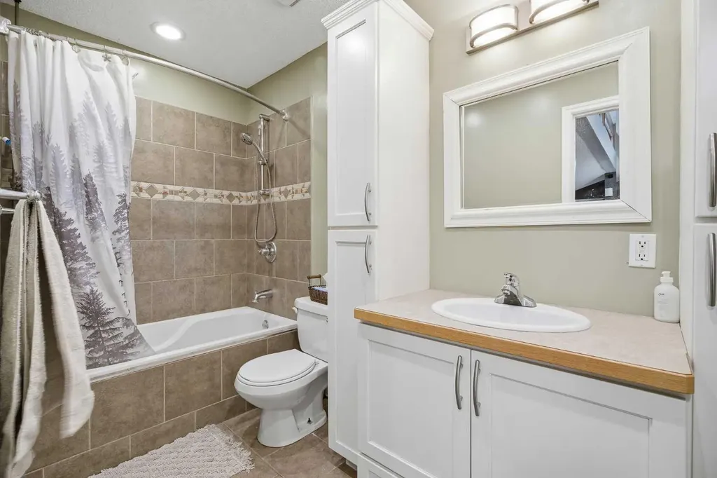 2608 Deer Side Drive SE Calgary AB T2J6A3