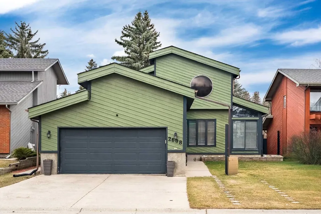 2608 Deer Side Drive SE Calgary AB T2J6A3