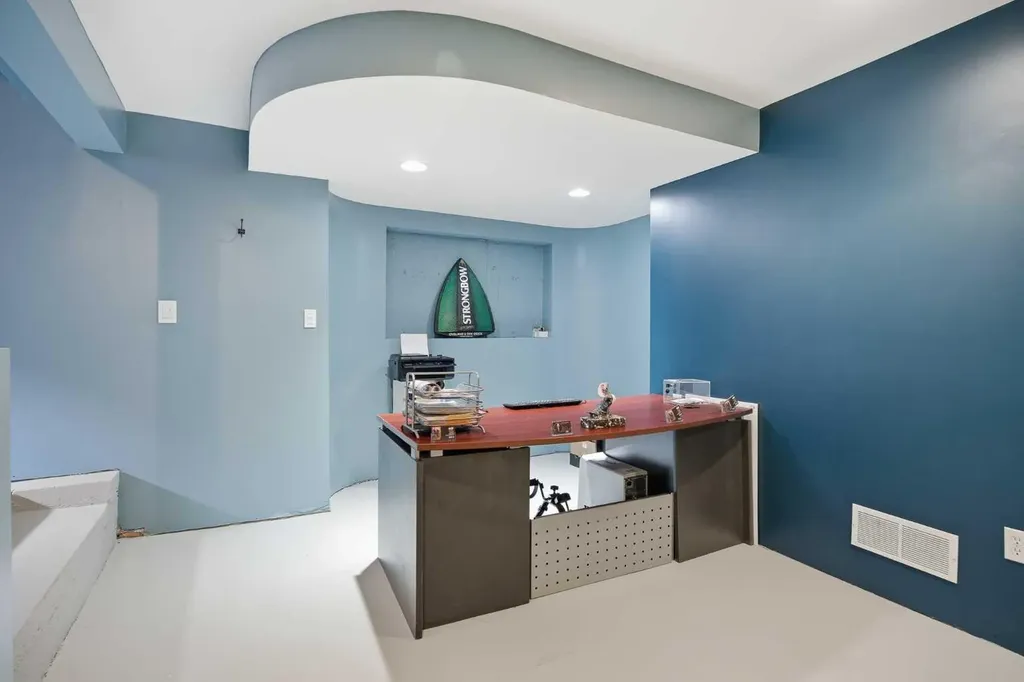 2608 Deer Side Drive SE Calgary AB T2J6A3