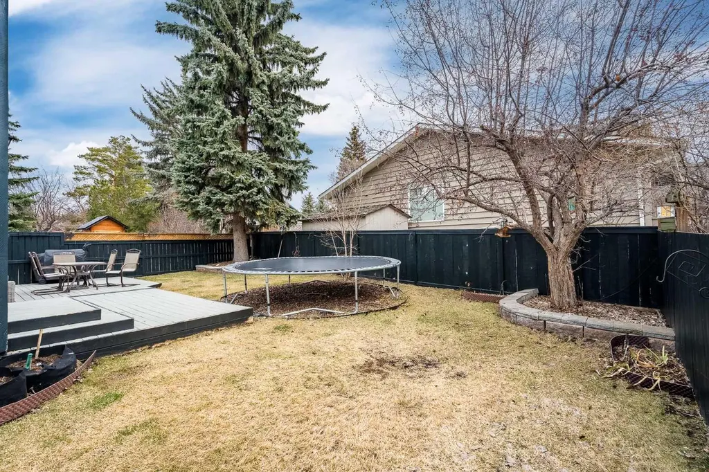 2608 Deer Side Drive SE Calgary AB T2J6A3