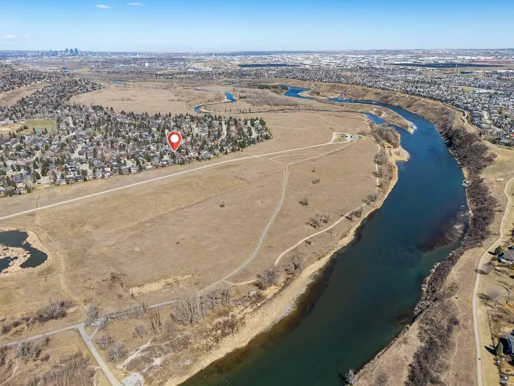 2608 Deer Side Drive SE Calgary AB T2J6A3