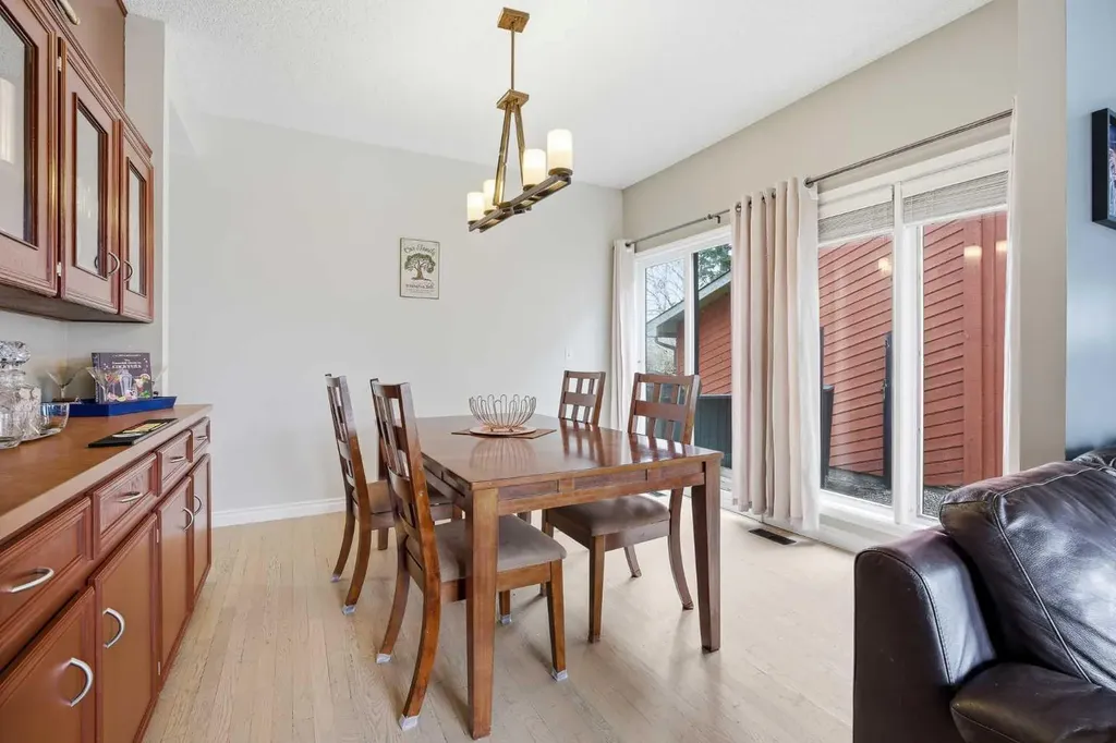 2608 Deer Side Drive SE Calgary AB T2J6A3