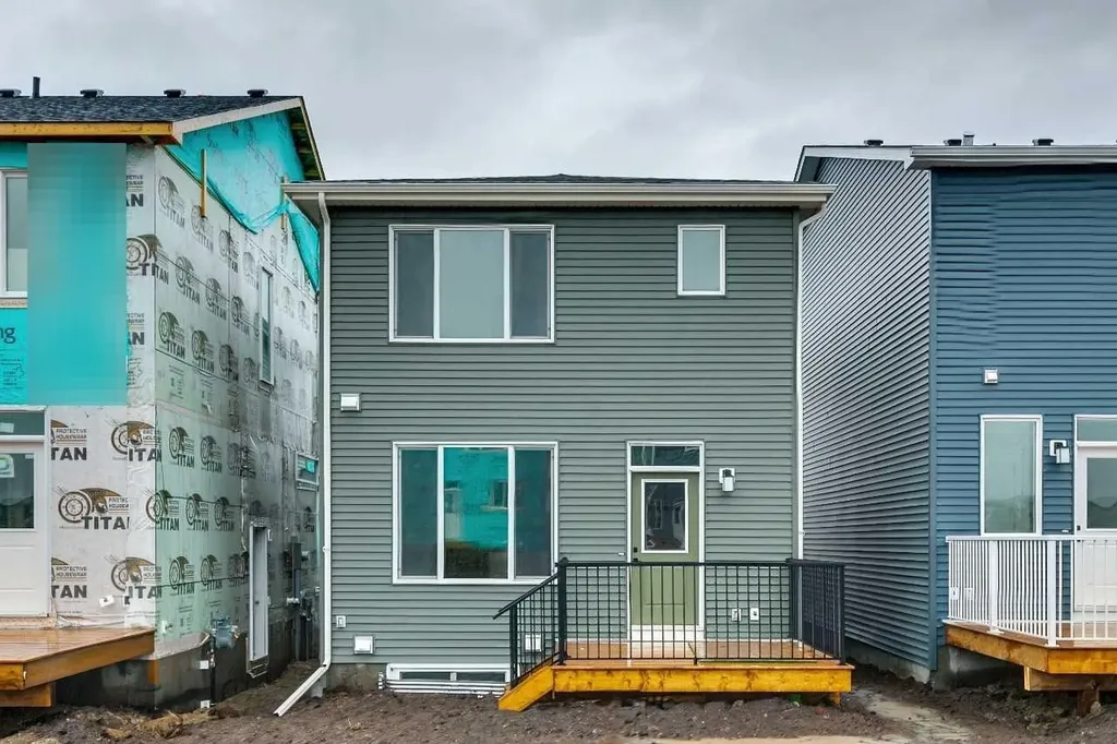 152 Snowberry Common SE Calgary AB T3M4G7