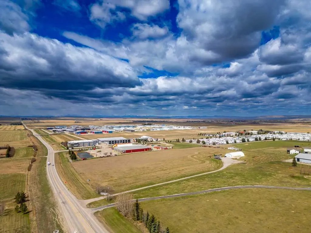 33066 Township Road 250 Rural Rocky View County AB T3Z 1L9