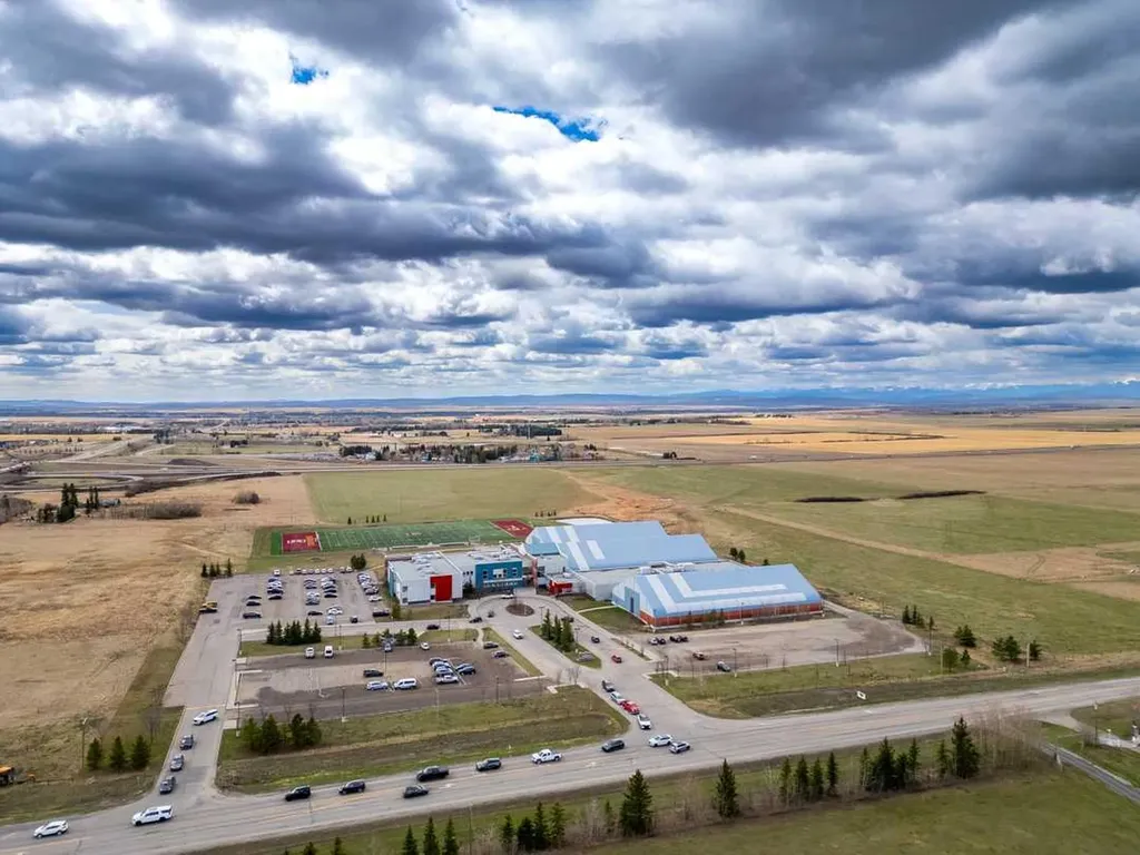 33066 Township Road 250 Rural Rocky View County AB T3Z 1L9