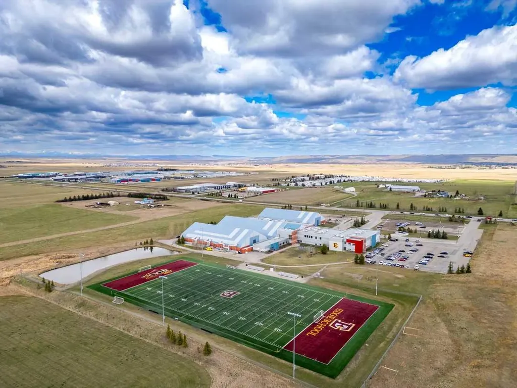 33066 Township Road 250 Rural Rocky View County AB T3Z 1L9