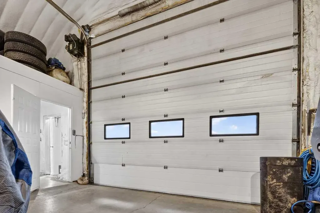 33066 Township Road 250 Rural Rocky View County AB T3Z 1L9