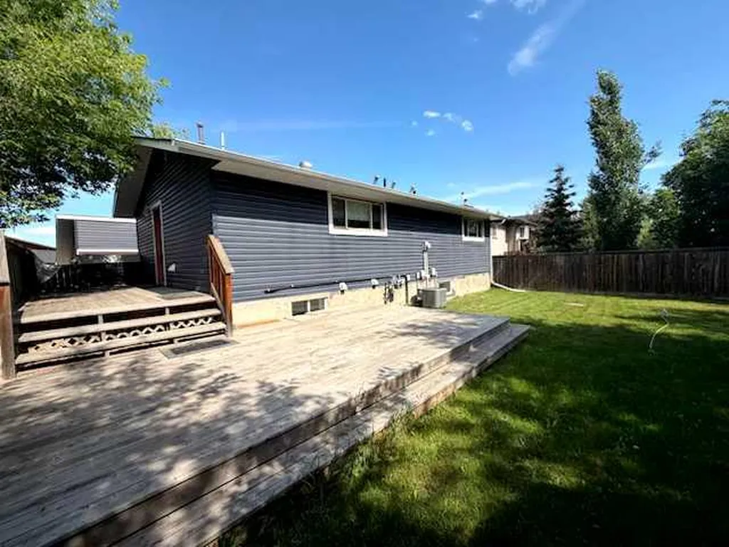 188 Blanchett Road Fort Mcmurray AB T9K 2H2