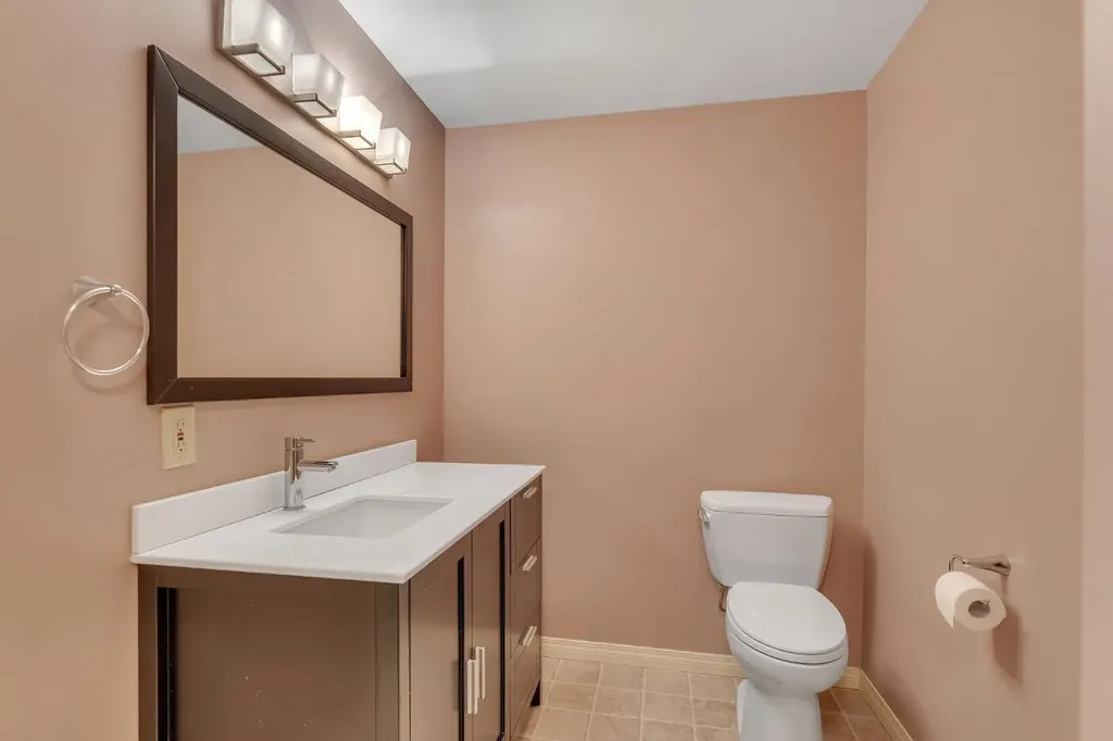 28 Woodacres Way SW Calgary AB T2W 4W3
