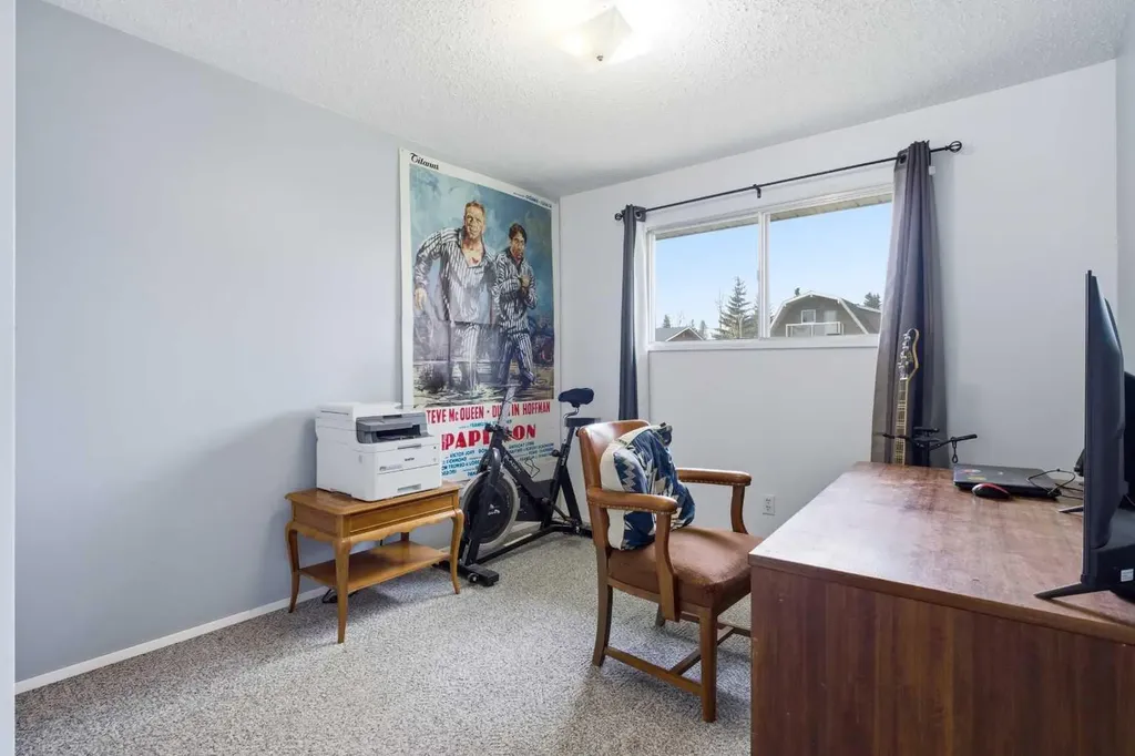1117 Grey Avenue Crossfield AB T0M0S0