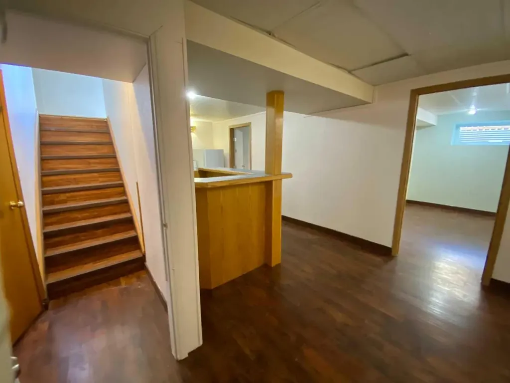 6302 Marler Drive Camrose AB T4V2X6