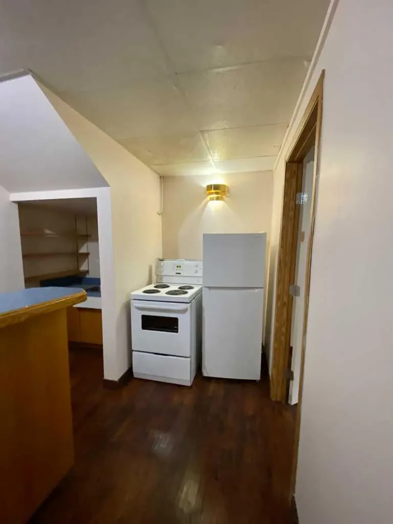 6302 Marler Drive Camrose AB T4V2X6