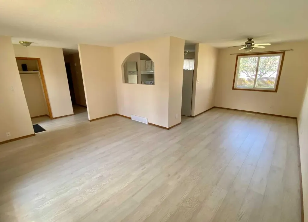 6302 Marler Drive Camrose AB T4V2X6