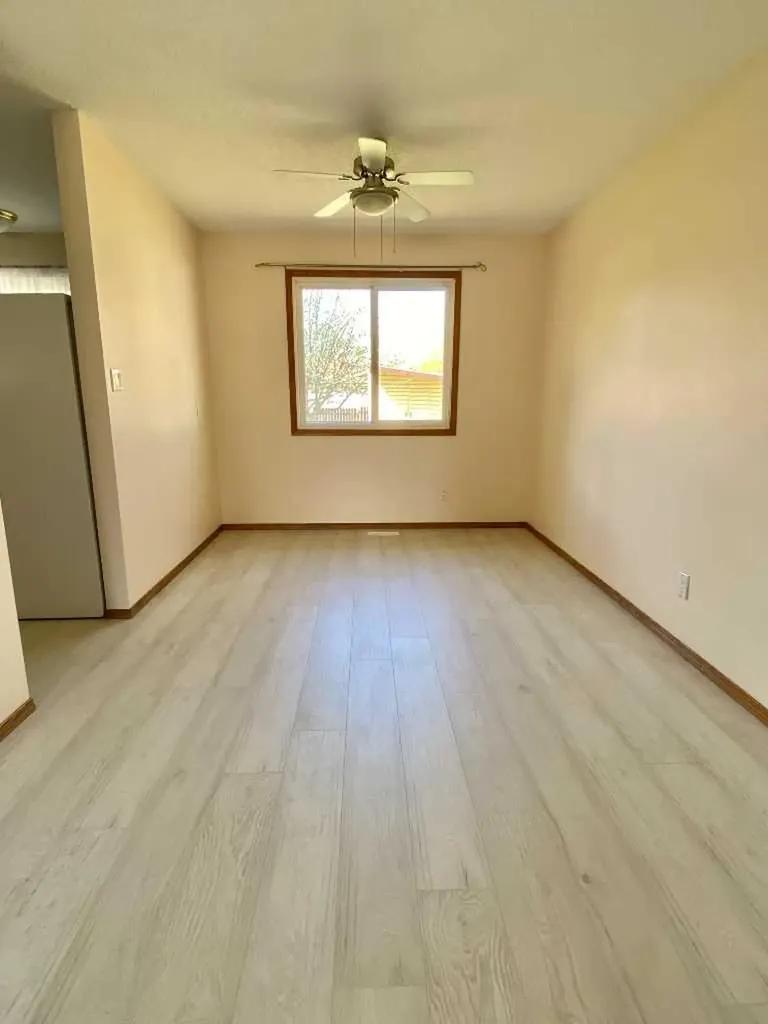 6302 Marler Drive Camrose AB T4V2X6