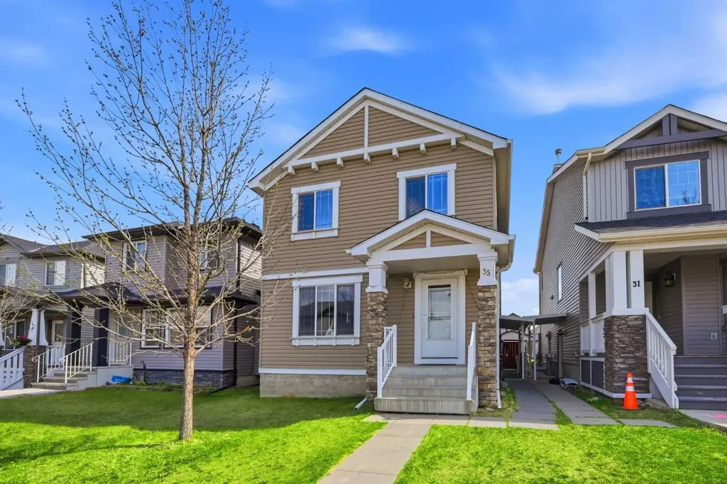 35 Saddlebrook Link NE Calgary AB T3J0B4