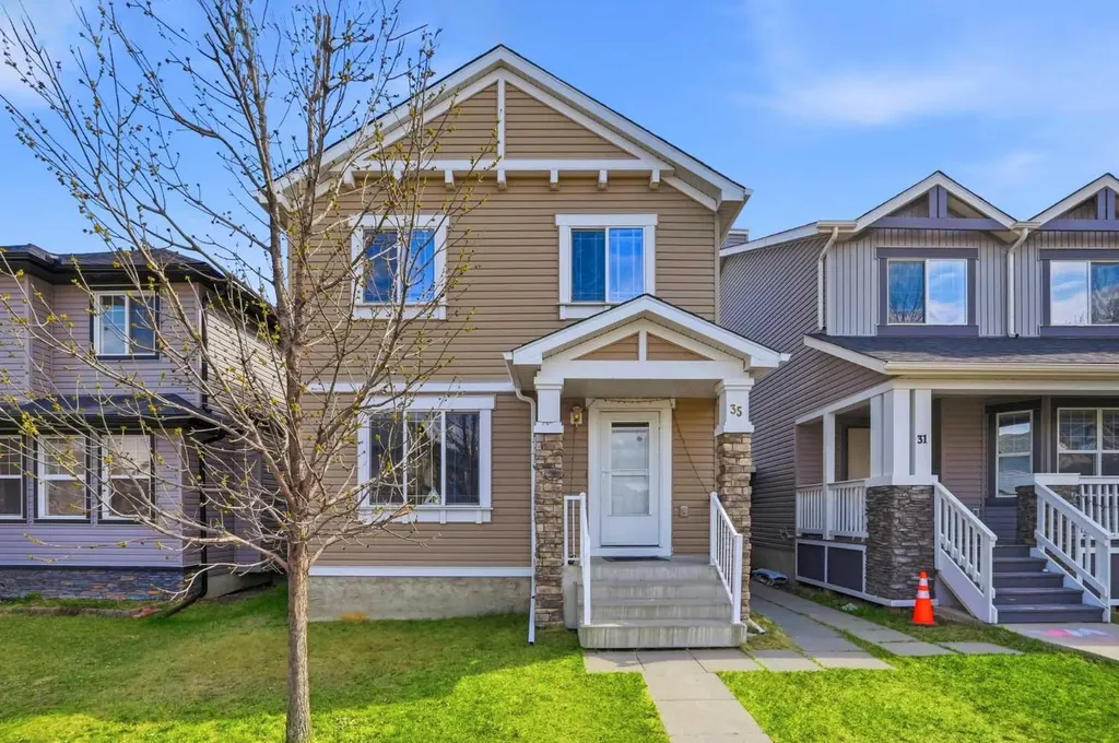 35 Saddlebrook Link NE Calgary AB T3J0B4