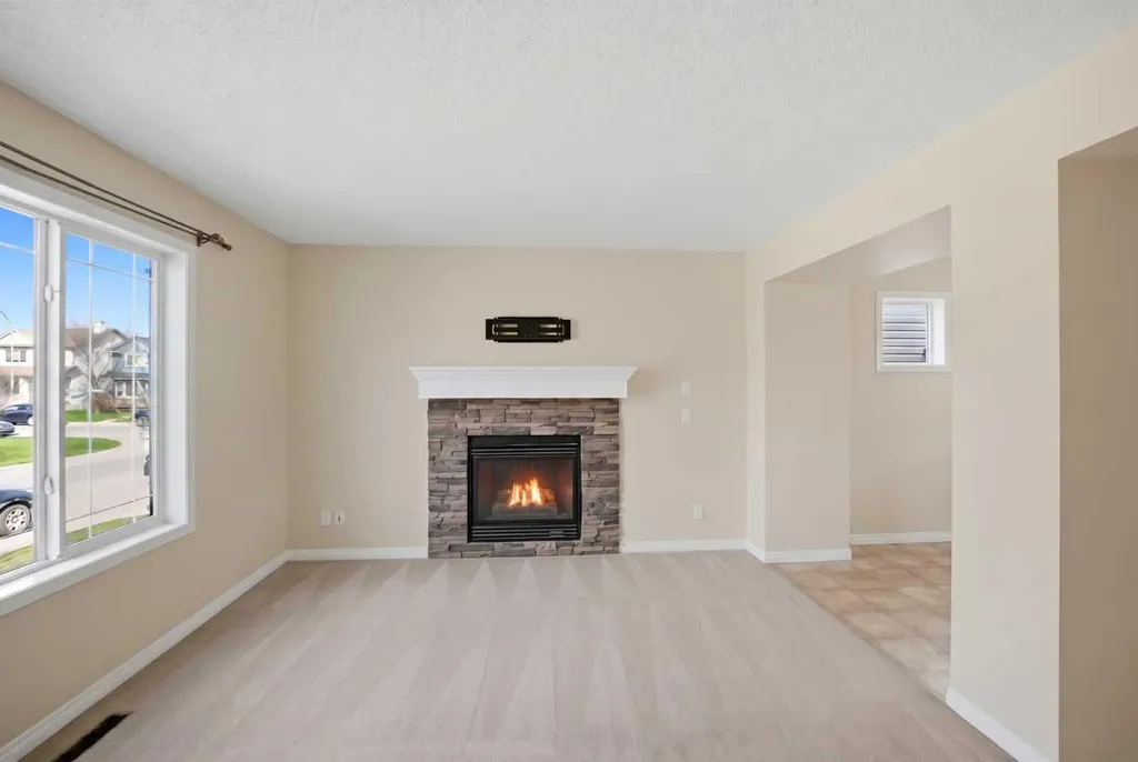 35 Saddlebrook Link NE Calgary AB T3J0B4