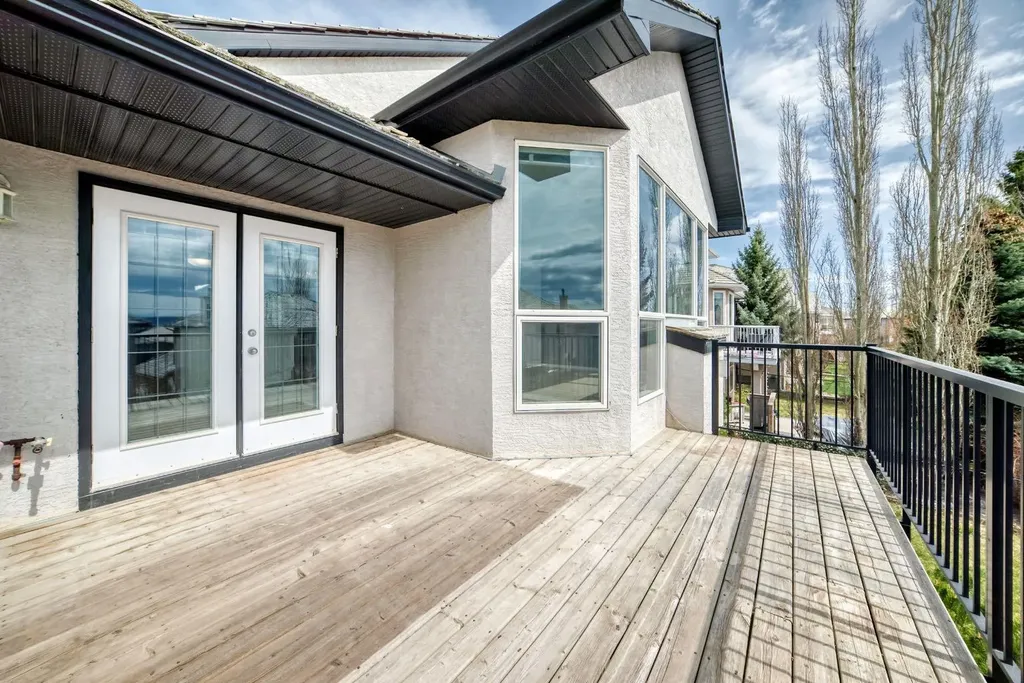 35 Arbour Vista Way NW Calgary AB T3G 4R1