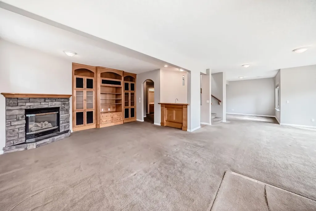 35 Arbour Vista Way NW Calgary AB T3G 4R1